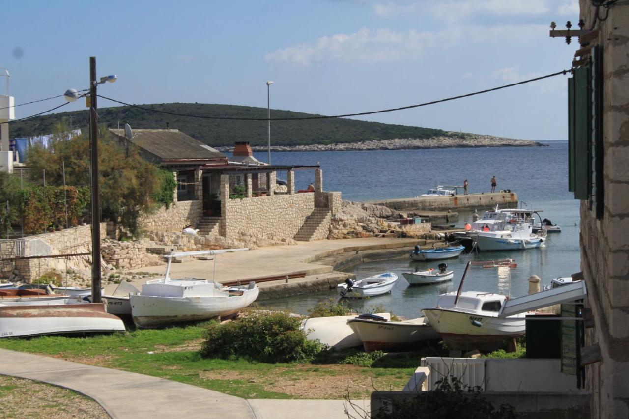 Apartments By The Sea Rukavac, Vis - 2478 Rukavac (Vis) Exterior foto